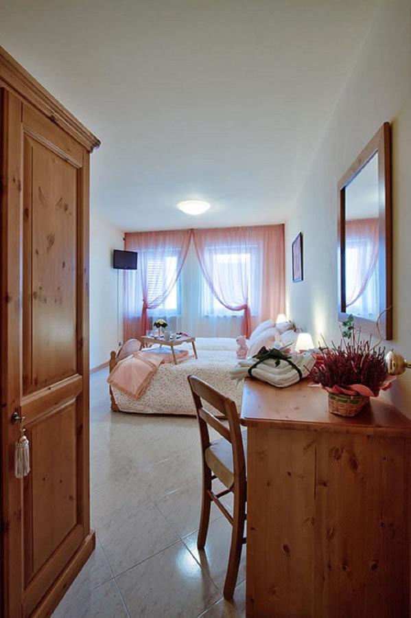 Pergola Rooms Толмецо Екстериор снимка