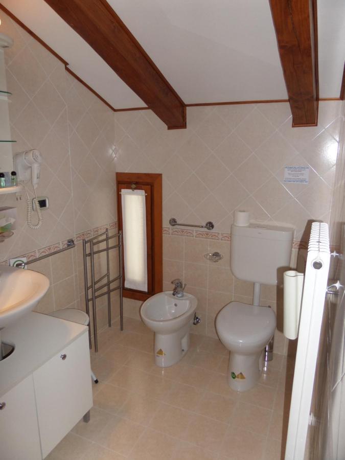 Pergola Rooms Толмецо Екстериор снимка